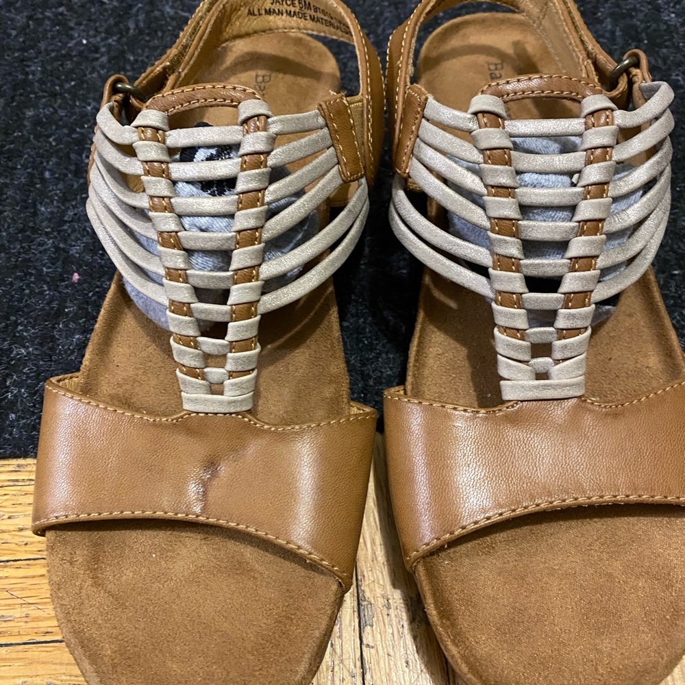Women’s Sandals